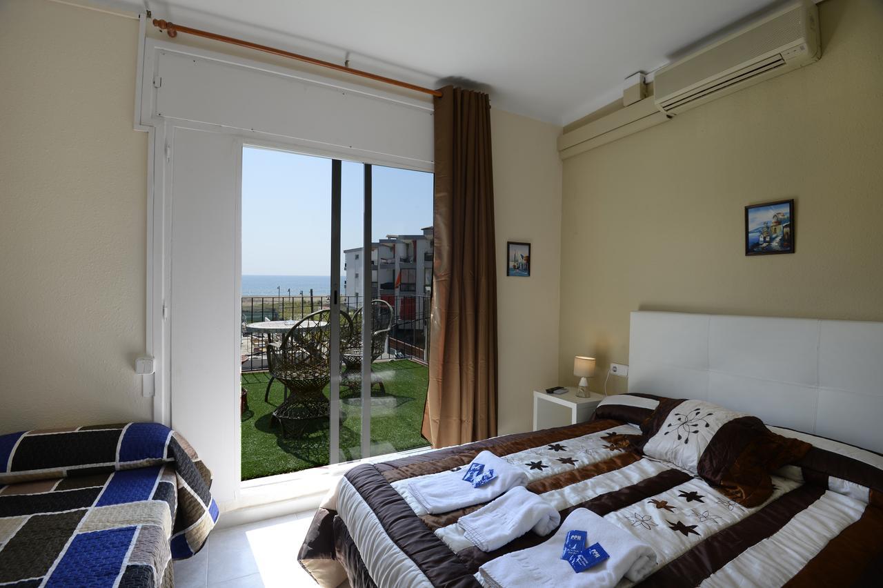 Playa Hotel *